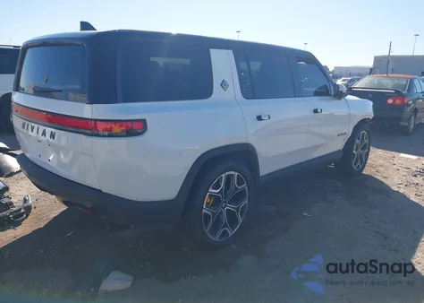 2025 Rivian R1S Ascend Tri Motor Max Pack/Premium Tri Motor Max Pack z USA, uszkodzony, nr VIN 7PDSGCBPXSN057904